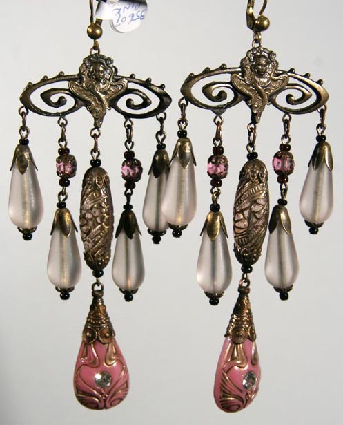 shades of pink nouveau