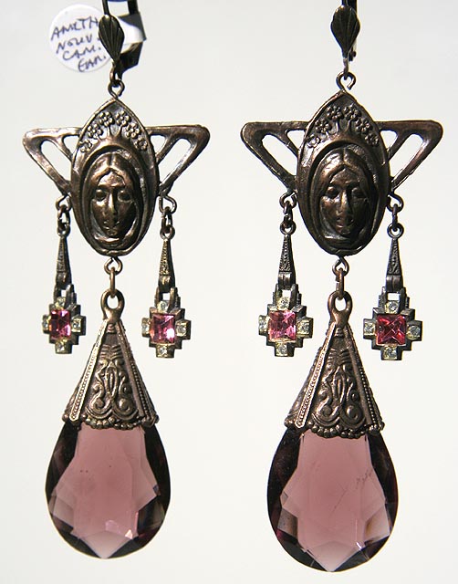 nouveau cameo purple drops